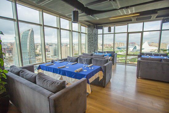 High Boost Restaurant & Lounge